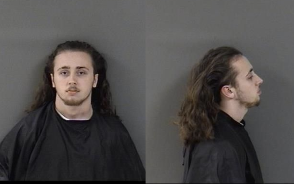 18-year-old arrested for murder after shooting at gas station ...