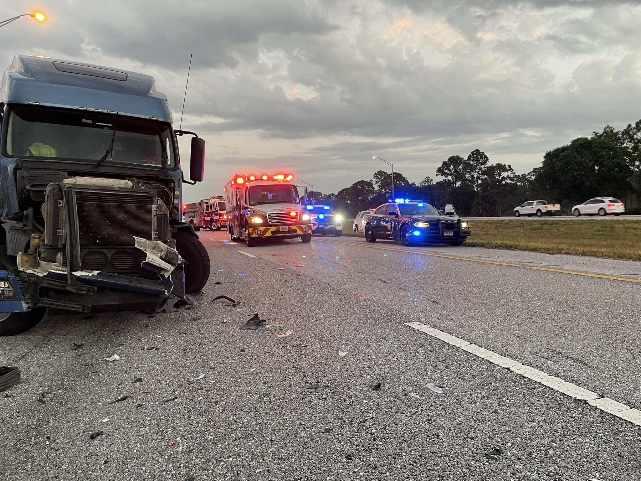 Traffic Alert: I-95 shut down in Martin & St Lucie