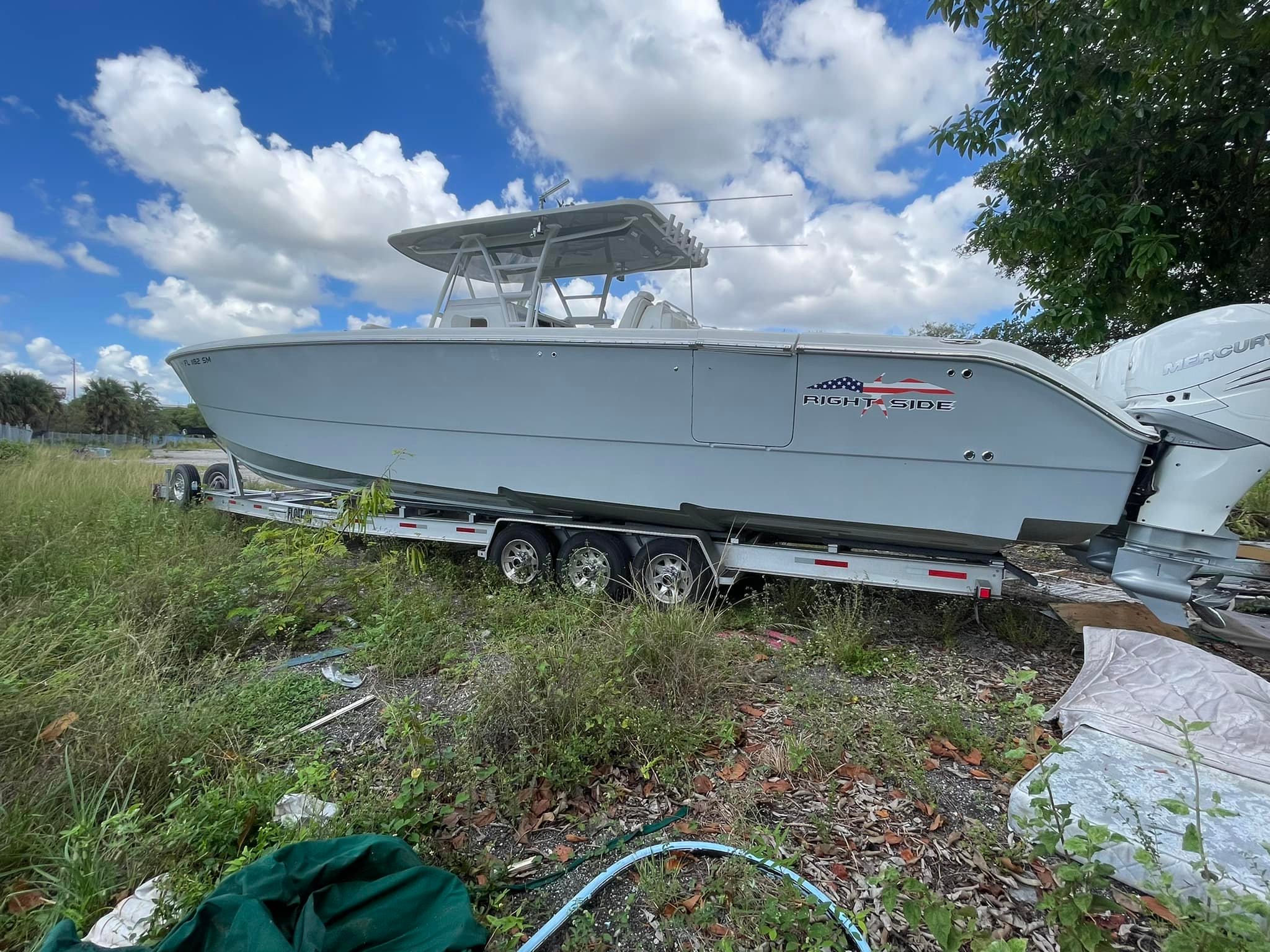 Miami Man Steals The “Right Side” Boat And Ends Up In Cuffs Next To It