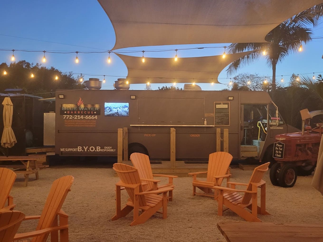 Blue Water Barbeque Food Truck