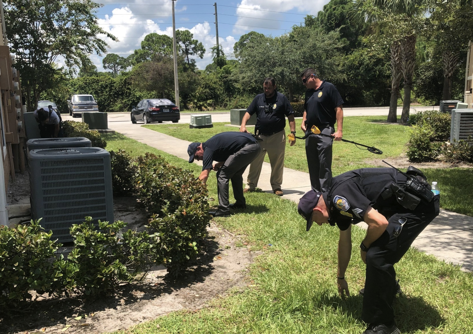 VERO BEACH MAN FATALLY SHOT AT FORT PIERCE APARTMENT COMPLEX