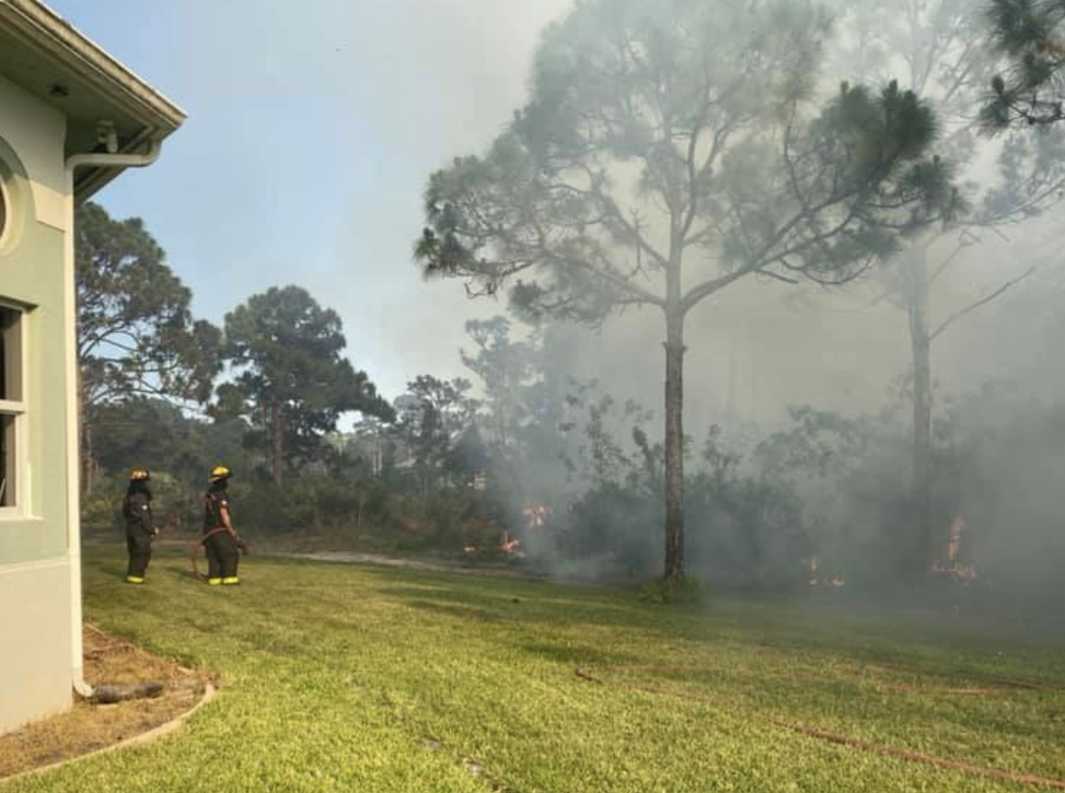 Lightning strike sparked Port St. Lucie brush fire