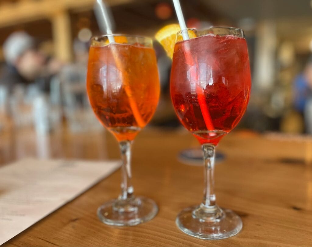 mixed drinks for happy hour