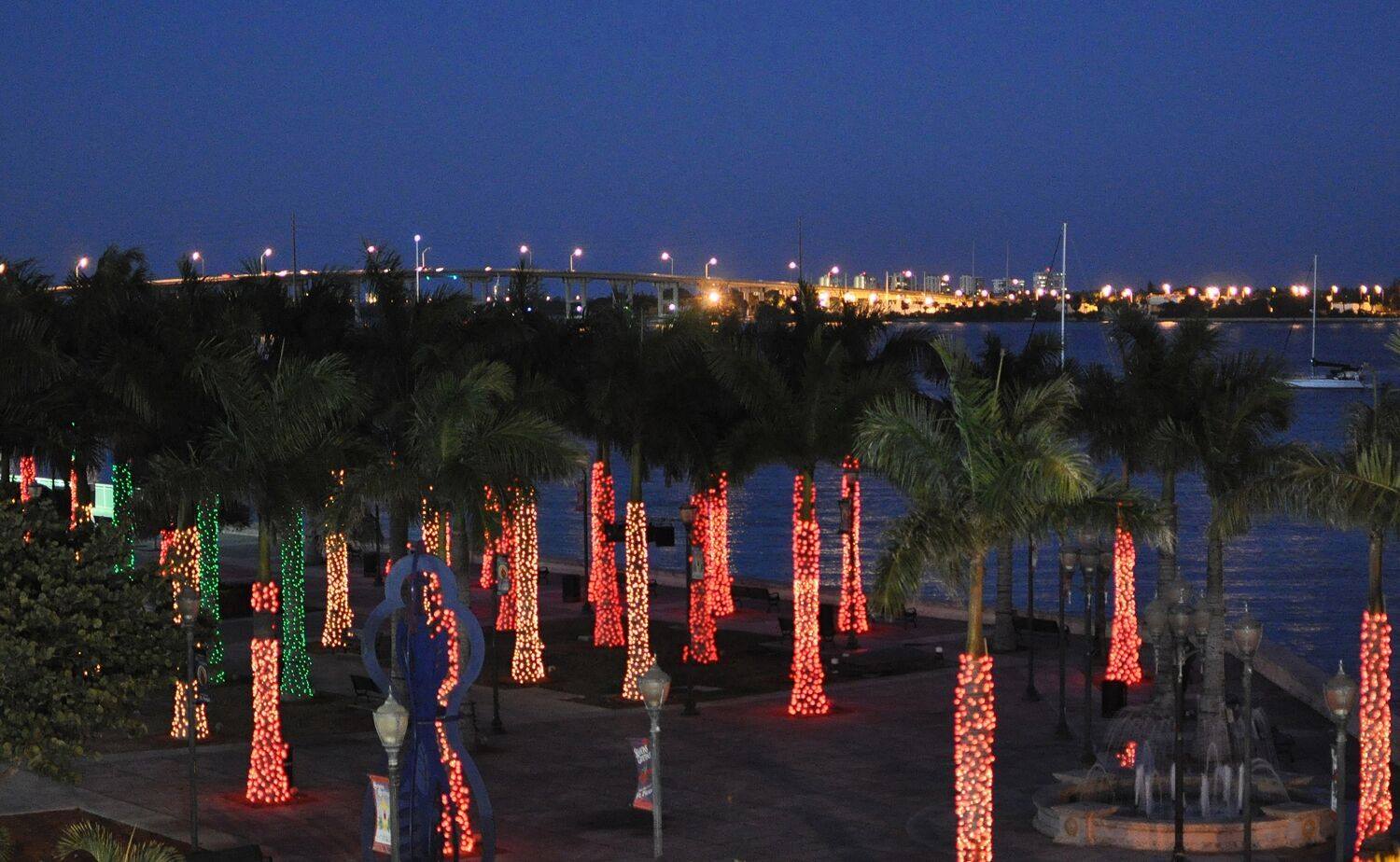 Christmas Lights at Marina Square Fort Pierce