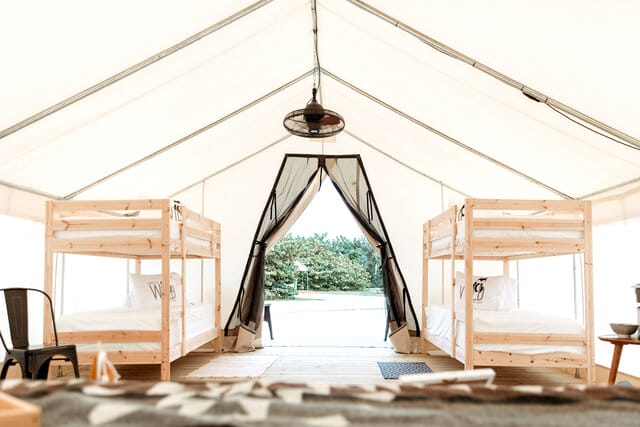 Deluxe Safari Tent Features